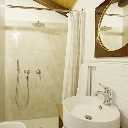 Dimora Maniva 帕拉比塔